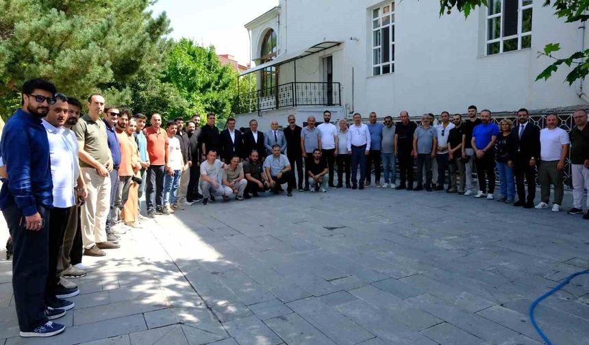 Erzincan TSO Başkanı Ahmet Tanoğlu: 'Basın, Erzincan'ın gören gözü ve işiten kulağıdır'