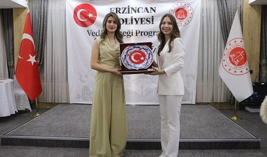Erzincan'da tayini çıkan hakim ve savcılar için veda yemeği düzenlendi