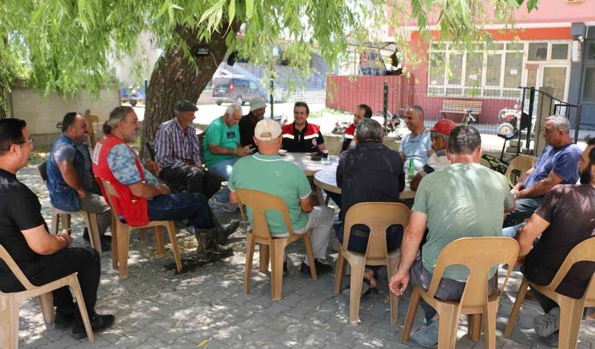 İl Tarım ve Orman Müdürü Koçaker, Uluköy'de çiftçilerle buluştu