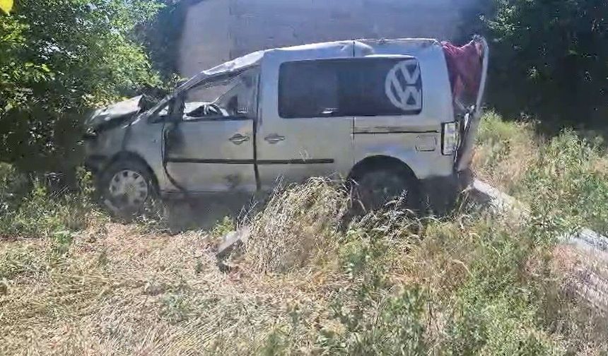 Araç evin bahçesine girdi: 1 ölü