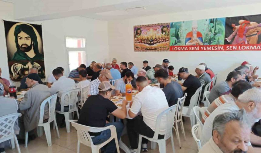Tercan'da aşure kazanında kardeşlik kaynadı