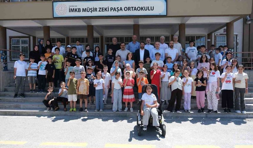 Yaz Kur'an kursunda eğitim ve sosyal etkinlikler bir arada