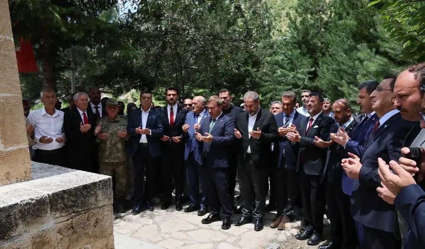 Başbağlar Şehitleri 33. Yılında Dualarla Anıldı