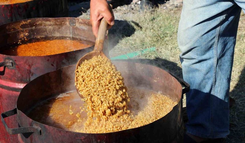 Erzincan'da bulgur kazanları kaynamaya başladı