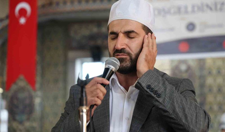 Erzincanlı Müezzin Burhan Eser Bölge Birincisi Oldu