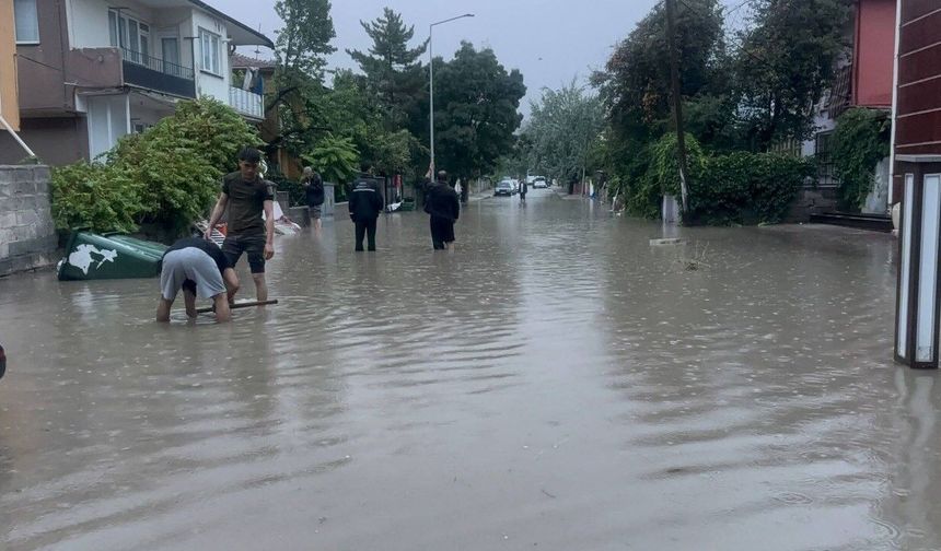 Meteoroloji'den Erzincan ve Bayburt'a sağanak uyarısı