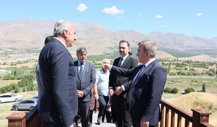 Erzincan Altıntepe Turizme Hazırlanıyor