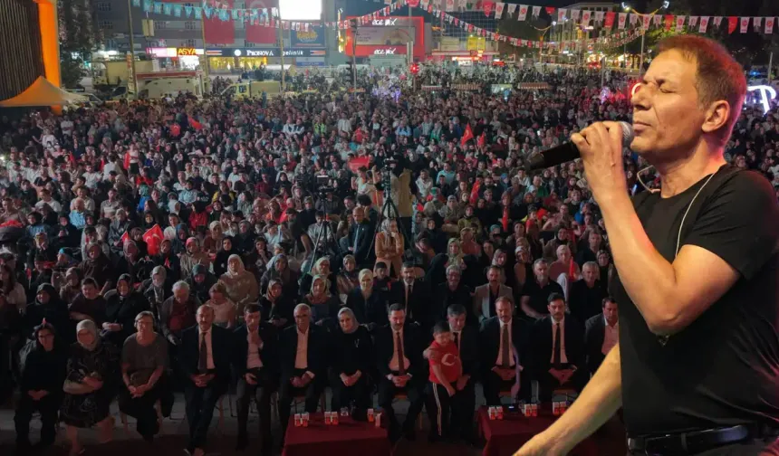 Erzincan’da Mustafa Yıldızdoğan Rüzgarı Esti