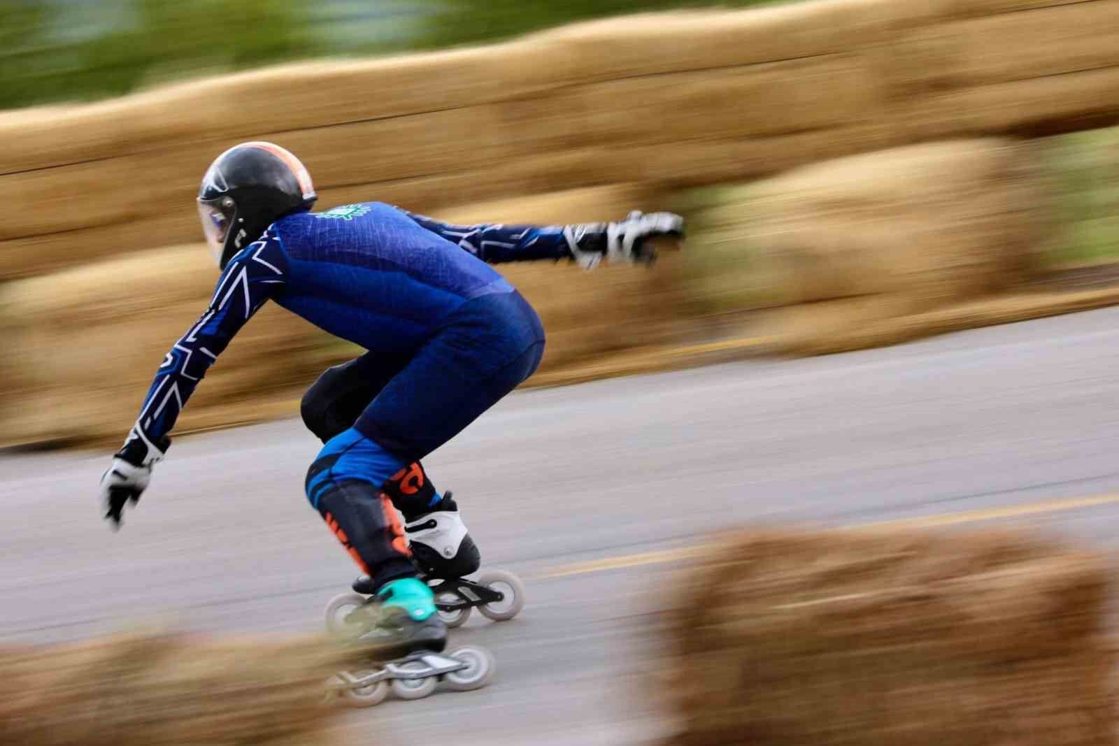 Ergan Dağı'nda Nefes Kesen Mücadele! 18 Ülkeden Gelen Sporcular Erzincan'da Hız Rekoru İçin Yarıştı