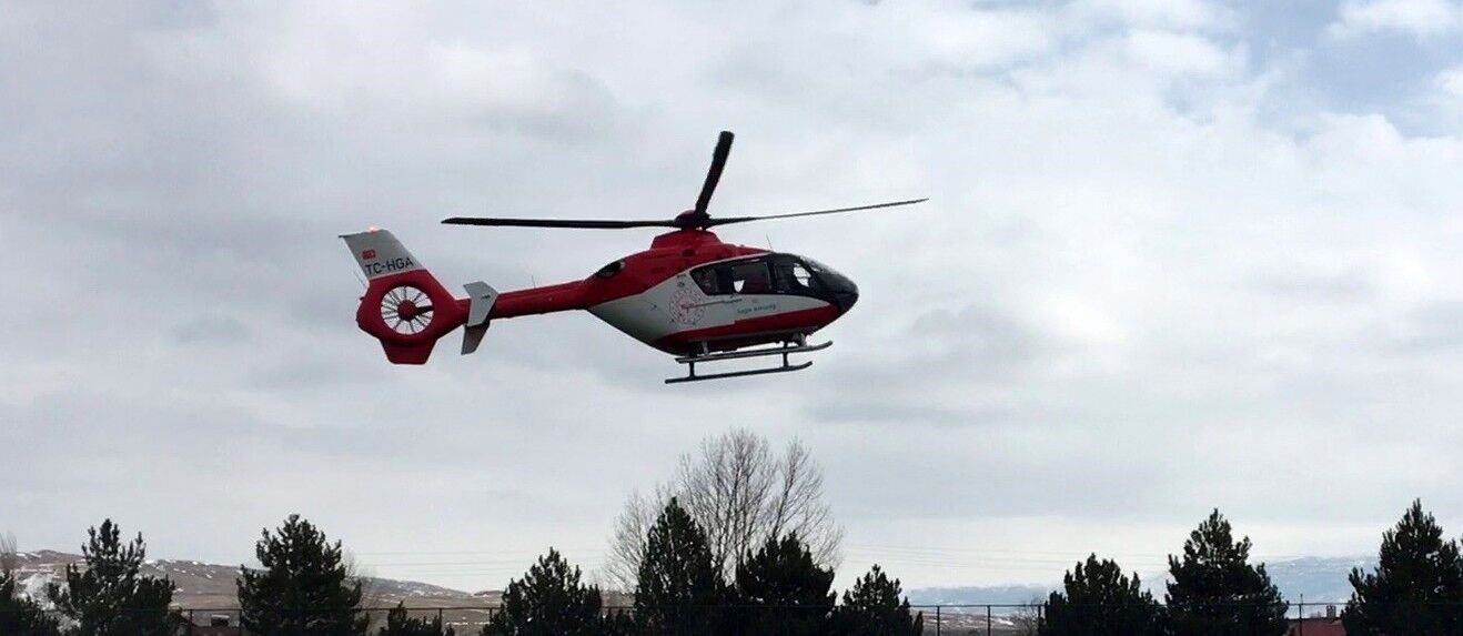 Refahiye’de Nefes Darlığı Yaşayan Hasta İçin Ambulans Helikopter Havalandı