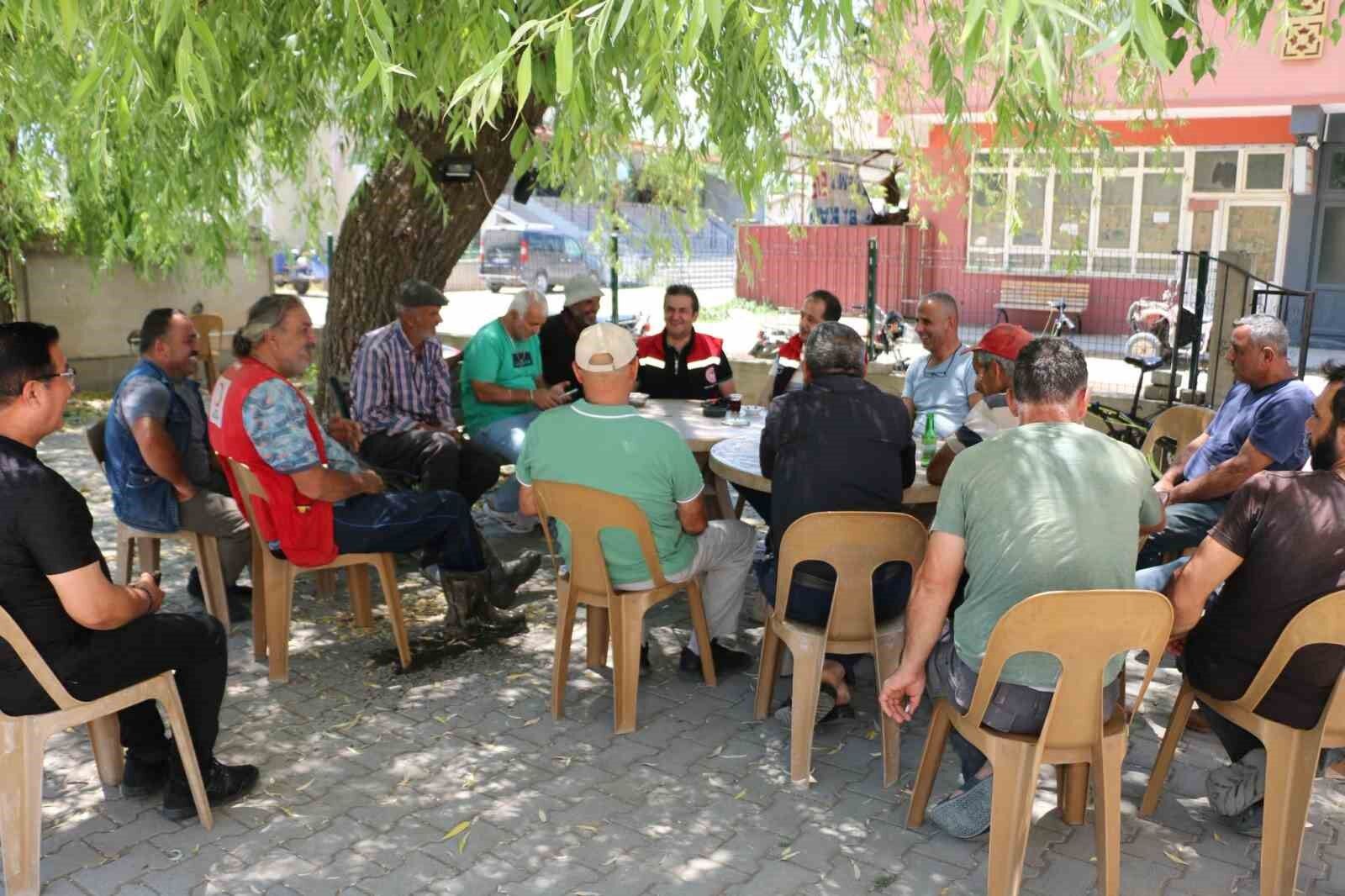 İl Tarım ve Orman Müdürü Koçaker, Uluköy'de çiftçilerle buluştu