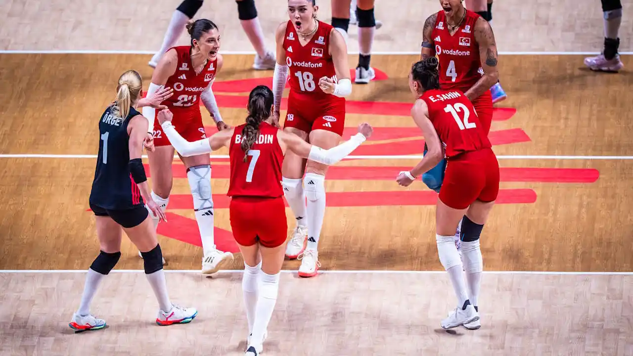 Filenin Sultanları VNL Finalinde: Türkiye-Brezilya Maçında Büyük Heyecan