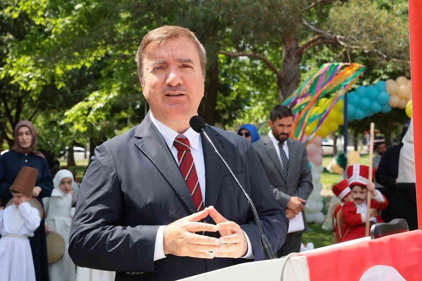 Vali Aydoğdu'dan Mevlid Kandili mesajı