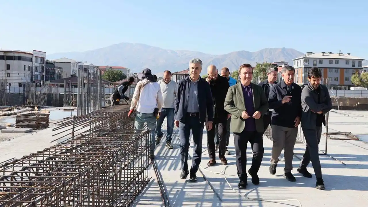 Erzincan Merkez Çarşısı’ndaki Çalışmalar Yerinde İncelendi